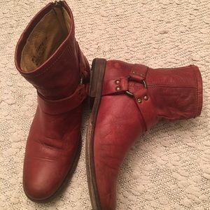 Red Frye Harness Phillip Boot. Size 7.5.